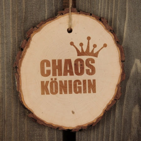 Baumscheibe "Chaoskönigin"