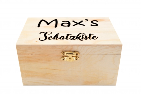 Schatzkiste mit flauschiger Schrift