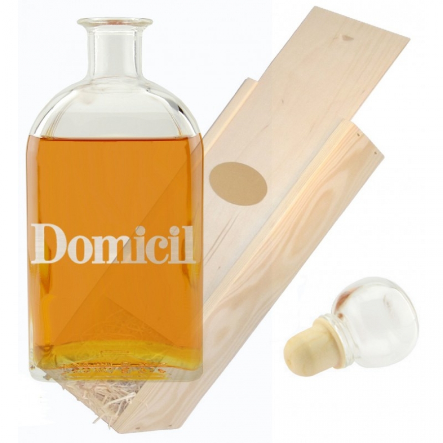 Whiskyflasche mit Gravur "Genießer seit"